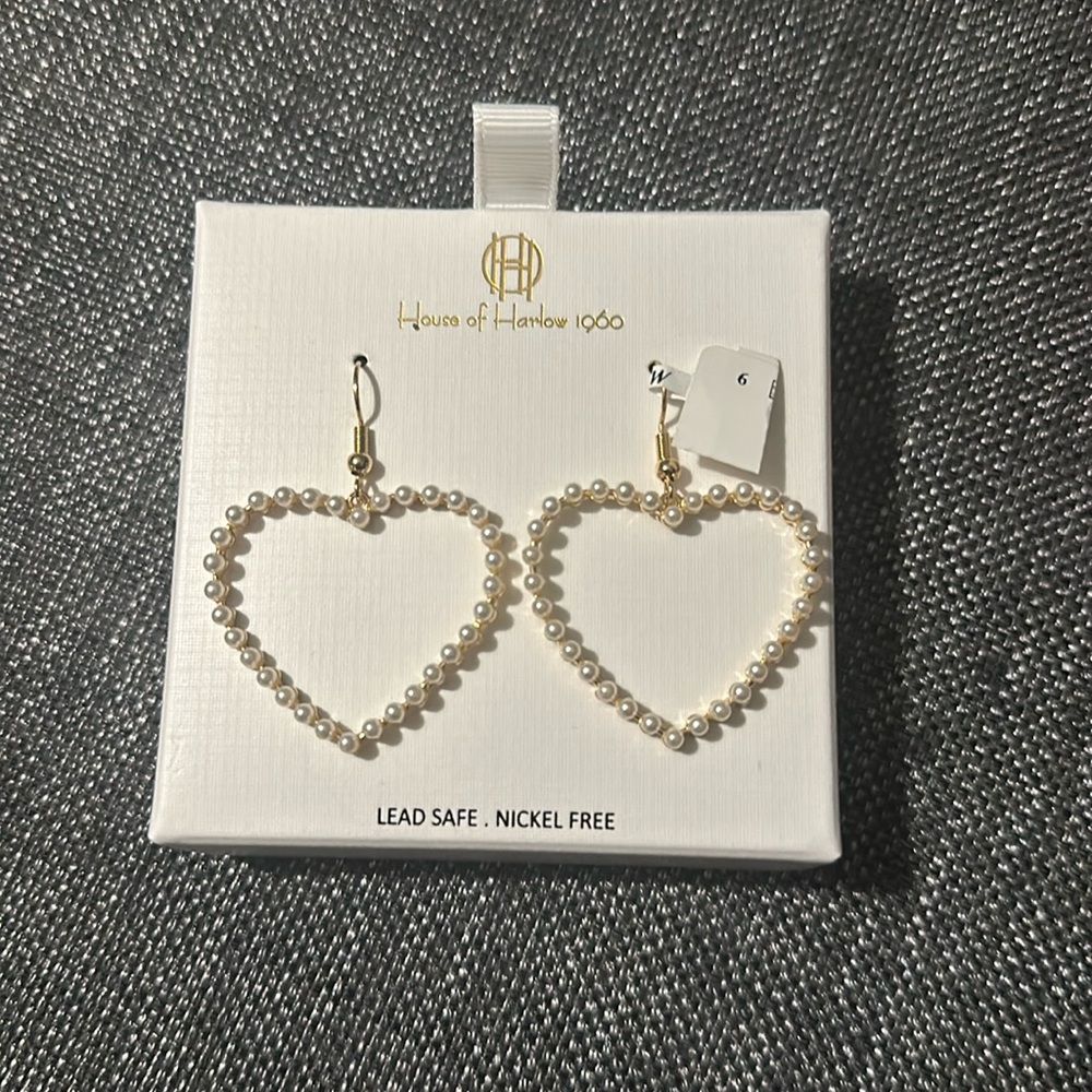 House of Harlow 1960 pearl and gold heart earrings